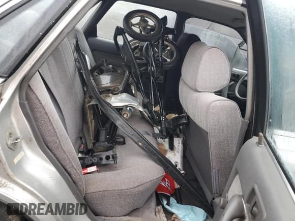 ✅ 1988 Toyota Camry • VIN: JT2VV21E8J0008306 • Lot: 82378704. Wystawiony na Copart z przebiegiem 245 078 mil. Bezpłatny archiwum sprzedaży aukcyjnych z USA i szczegółowy raport historii pojazdu na DreamBid. Zdjęcie 10.