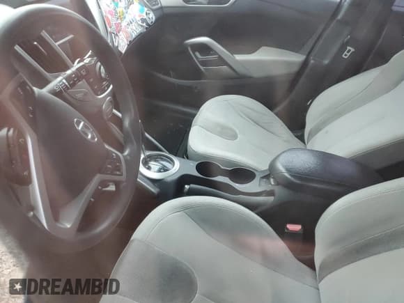 ✅ 2012 Hyundai Veloster w/Black Int • VIN: KMHTC6AD0CU052326 • Лот: 43603075. Опубликован ранее на Copart с пробегом Не указан. Бесплатный доступ к архиву аукционных продаж из США и подробный отчёт об истории автомобиля на DreamBid. Изображение 9.