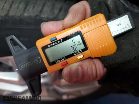 ✅ 2022 Chevrolet Equinox LT • VIN: 2GNAXTEV7N6119840 • Лот: 42678120. Опубликован ранее на IAAI с пробегом 47 560 миль. Бесплатный доступ к архиву аукционных продаж из США и подробный отчёт об истории автомобиля на DreamBid. Изображение 1.