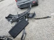 ✅ 2022 Hyundai Venue Limited • VIN: KMHRC8A38NU133123 • Лот: 85143485. Опубликован ранее на Copart с пробегом Не указан. Бесплатный доступ к архиву аукционных продаж из США и подробный отчёт об истории автомобиля на DreamBid. Изображение 13.