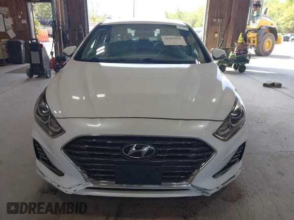 ✅ 2018 Hyundai Sonata SEL • VIN: 5NPE34AF8JH668432 • Lot: 42983335. Listed on IAAI with 57,185 mi. Free auction sales archive from the USA and detailed vehicle history report at DreamBid. Image 12.