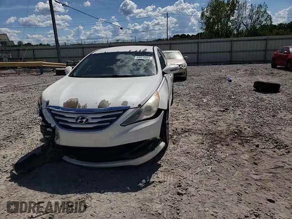 ✅ 2014 Hyundai Sonata GLS • VIN: 5NPEB4AC6EH918183 • Lot: 69816064. Listed on Copart with 228,584 mi. Free auction sales archive from the USA and detailed vehicle history report at DreamBid. Image 11.