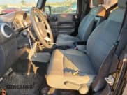 ✅ 2008 Jeep Wrangler Sahara • VIN: 1J8FA54158L589606 • Лот: 82117285. Опубликован ранее на Copart с пробегом 143 741 миль. Бесплатный доступ к архиву аукционных продаж из США и подробный отчёт об истории автомобиля на DreamBid. Изображение 7.