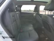 ✅ 2022 Hyundai Tucson Limited • VIN: 5NMJE3AE6NH104825 • Lot: 68760384. Wystawiony na Copart z przebiegiem 19 516 mil. Bezpłatny archiwum sprzedaży aukcyjnych z USA i szczegółowy raport historii pojazdu na DreamBid. Zdjęcie 11.