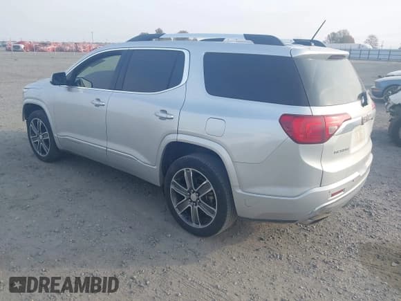 ✅ 2018 GMC Acadia Denali • VIN: 1GKKNXLS0JZ125646 • Lot: 43703983. Listed on IAAI with 148,550 mi. Free auction sales archive from the USA and detailed vehicle history report at DreamBid. Image 3.
