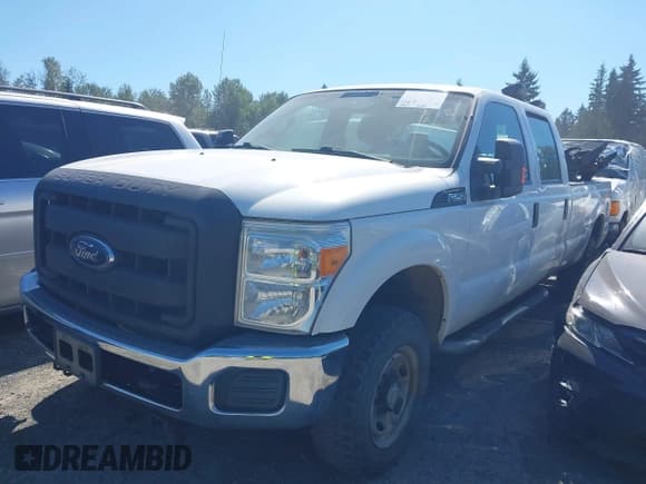 ✅ 2012 Ford F-250 XL • VIN: 1FT7W2B64CEA93090 • Lot: 42484708. Listed on IAAI with 93,857 mi. Free auction sales archive from the USA and detailed vehicle history report at DreamBid. Image 17.