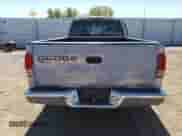1999 Dodge Dakota SLT z VIN 1B7GL22X8XS145362, wystawiony jako Copart lot #73281704 z przebiegiem Nie podano mil oraz Szkoda całkowita • Salvage title. Historia ofert i sprzedaży dostępna na DreamBid. Obrazek 6.