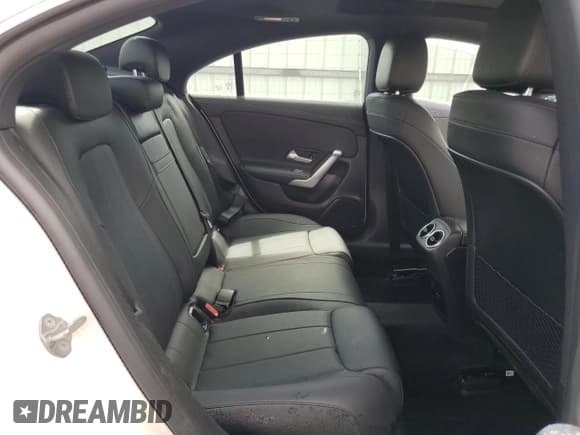 ✅ 2021 Mercedes-Benz CLA 250 • VIN: W1K5J4HB6MN191325 • Lot: 57338675. Listed on Copart with 32,310 mi. Free auction sales archive from the USA and detailed vehicle history report at DreamBid. Image 10.