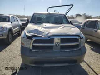 2010 Dodge 1500 ST z VIN 3D7JV1EP8AG108094, wystawiony jako Copart lot #75060764 z przebiegiem 165 714 mil mil oraz Szkoda całkowita • Salvage title. Historia ofert i sprzedaży dostępna na DreamBid. Obrazek 5.