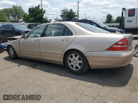 ✅ 2000 Mercedes-Benz S 320/430/500 • VIN: WDBNG75J2YA116249 • Lot: 60518165. Listed on Copart with Not provided. Free auction sales archive from the USA and detailed vehicle history report at DreamBid. Image 2.