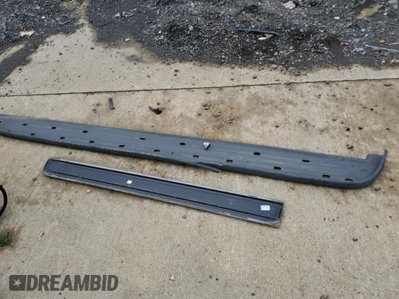 ✅ 2003 GMC Envoy SLT • VIN: 1GKET16S036137165 • Lot: 57718865. Wystawiony na Copart z przebiegiem 200 282 mil. Bezpłatny archiwum sprzedaży aukcyjnych z USA i szczegółowy raport historii pojazdu na DreamBid. Zdjęcie 13.