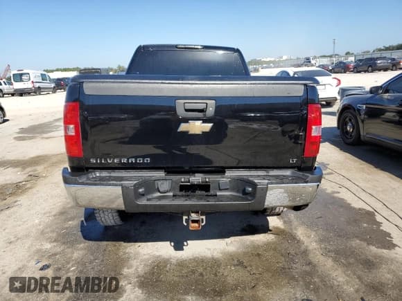 ✅ 2007 Chevrolet Silverado 2500HD 1LT • VIN: 1GCHC23K77F554954 • Lot: 75327553. Wystawiony na Copart z przebiegiem 210 088 mil. Bezpłatny archiwum sprzedaży aukcyjnych z USA i szczegółowy raport historii pojazdu na DreamBid. Zdjęcie 6.