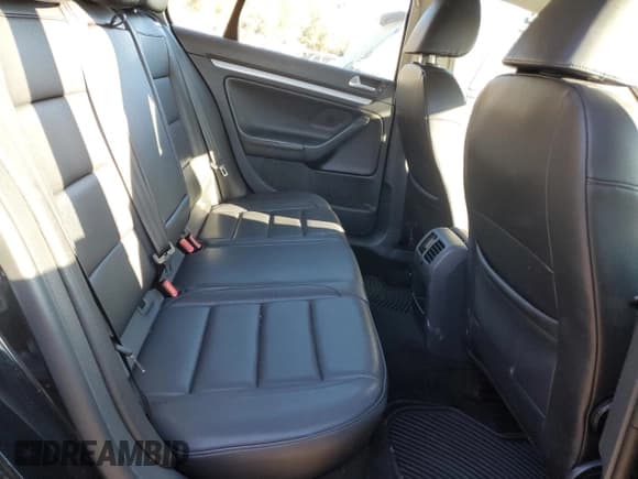 ✅ 2010 Volkswagen Jetta SE • VIN: 3VWRZ7AJ5AM158164 • Lot: 89436905. Wystawiony na Copart z przebiegiem 204 236 mil. Bezpłatny archiwum sprzedaży aukcyjnych z USA i szczegółowy raport historii pojazdu na DreamBid. Zdjęcie 10.