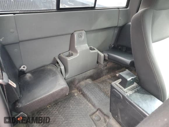 ✅ 2004 Ford Ranger XL Fleet • VIN: 1FTZR45E54PA73774 • Lot: 85641415. Wystawiony na Copart z przebiegiem 158 761 mil. Bezpłatny archiwum sprzedaży aukcyjnych z USA i szczegółowy raport historii pojazdu na DreamBid. Zdjęcie 10.