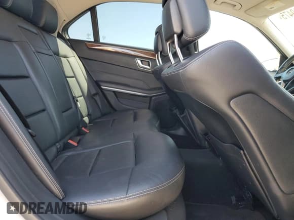 ✅ 2014 Mercedes-Benz E 350 Sport • VIN: WDDHF5KB3EA891535 • Лот: 86449475. Опубликован ранее на Copart с пробегом 152 417 миль. Бесплатный доступ к архиву аукционных продаж из США и подробный отчёт об истории автомобиля на DreamBid. Изображение 10.