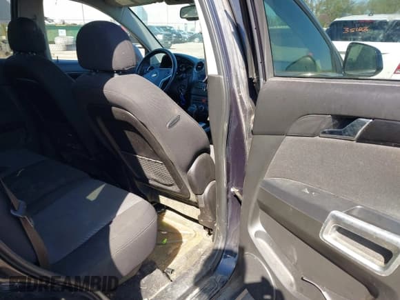 ✅ 2014 Chevrolet Captiva Sport LS • VIN: 3GNAL2EK7ES565631 • Lot: 39311924. Wystawiony na IAAI z przebiegiem 129 600 mil. Bezpłatny archiwum sprzedaży aukcyjnych z USA i szczegółowy raport historii pojazdu na DreamBid. Zdjęcie 8.