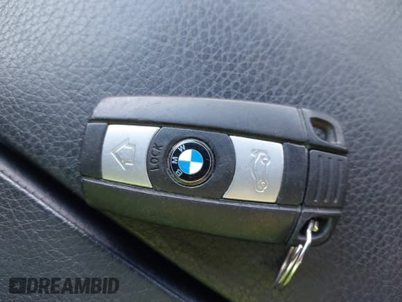 ✅ 2008 BMW 5 Series 528i • VIN: WBANU53568CT02821 • Lot: 43545627. Wystawiony na IAAI z przebiegiem 170 145 mil. Bezpłatny archiwum sprzedaży aukcyjnych z USA i szczegółowy raport historii pojazdu na DreamBid. Zdjęcie 11.