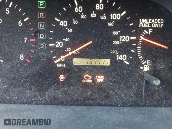 ✅ 2000 Lexus ES 300 • VIN: JT8BF28G2Y0270068 • Lot: 43086944. Wystawiony na IAAI z przebiegiem 131 915 mil. Bezpłatny archiwum sprzedaży aukcyjnych z USA i szczegółowy raport historii pojazdu na DreamBid. Zdjęcie 7.