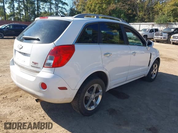 ✅ 2013 Chevrolet Captiva Sport LT • VIN: 3GNFL3EK0DS510965 • Lot: 43641405. Listed on IAAI with 161,724 mi. Free auction sales archive from the USA and detailed vehicle history report at DreamBid. Image 4.