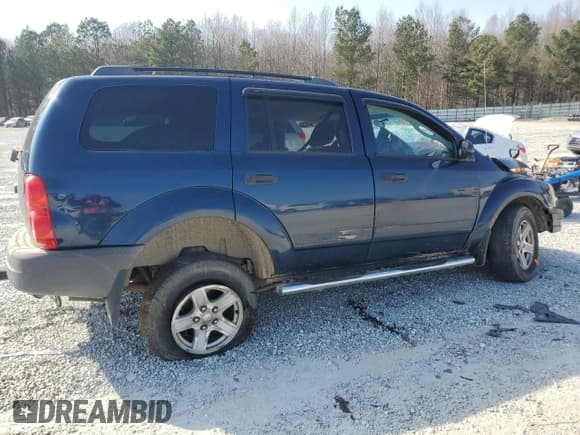 ✅ 2006 Dodge Durango SXT • VIN: 1D4HB38N06F121005 • Лот: 47610215. Опубликован ранее на Copart с пробегом Не указан. Бесплатный доступ к архиву аукционных продаж из США и подробный отчёт об истории автомобиля на DreamBid. Изображение 3.