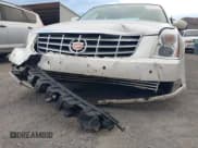 ✅ 2011 Cadillac DTS Luxury Collection • VIN: 1G6KD5E60BU147831 • Лот: 43682420. Опубликован ранее на IAAI с пробегом 58 587 миль. Бесплатный доступ к архиву аукционных продаж из США и подробный отчёт об истории автомобиля на DreamBid. Изображение 6.