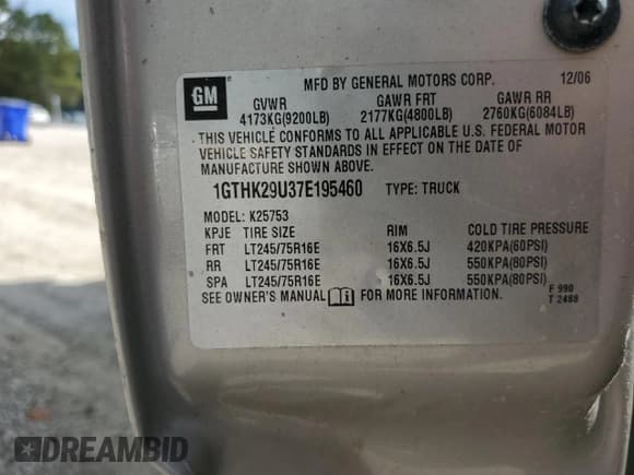 ✅ 2007 GMC Sierra 2500HD SLE1 • VIN: 1GTHK29U37E195460 • Лот: 81144415. Опубликован ранее на Copart с пробегом 250 580 миль. Бесплатный доступ к архиву аукционных продаж из США и подробный отчёт об истории автомобиля на DreamBid. Изображение 12.