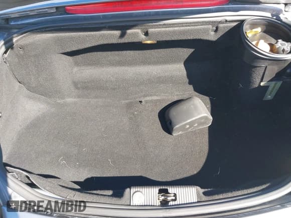 ✅ 2001 Porsche Boxster S • VIN: WP0CB29801U664773 • Лот: 43440031. Опубликован ранее на IAAI с пробегом 75 593 миль. Бесплатный доступ к архиву аукционных продаж из США и подробный отчёт об истории автомобиля на DreamBid. Изображение 10.