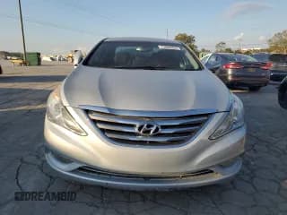 ✅ 2014 Hyundai Sonata SE • VIN: 5NPEC4AC6EH855440 • Lot: 73000904. Listed on Copart with 116,146 mi. Free auction sales archive from the USA and detailed vehicle history report at DreamBid. Image 5.