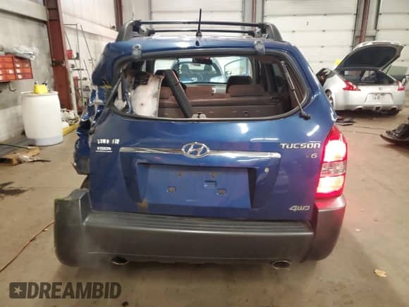 2007 Hyundai Tucson SE z VIN KM8JN72D77U592770, wystawiony jako Copart lot #83358044 z przebiegiem 137 102 mil mil oraz Szkoda całkowita • Salvage title. Historia ofert i sprzedaży dostępna na DreamBid. Obrazek 6.