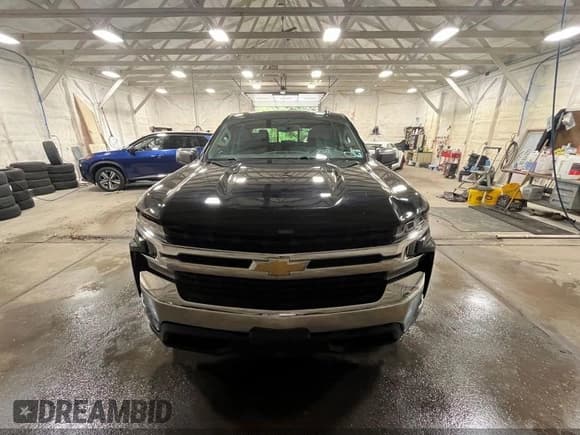 ✅ 2019 Chevrolet Silverado 1500 LT • VIN: 1GCUYDED5KZ107461 • Lot: 43249753. Wystawiony na IAAI z przebiegiem 149 327 mil. Bezpłatny archiwum sprzedaży aukcyjnych z USA i szczegółowy raport historii pojazdu na DreamBid. Zdjęcie 6.