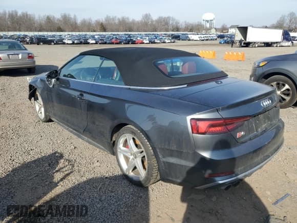 ✅ 2018 Audi S5 Premium Plus • VIN: WAUY4GF59JN009025 • Лот: 46518225. Опубликован ранее на Copart с пробегом 70 377 миль. Бесплатный доступ к архиву аукционных продаж из США и подробный отчёт об истории автомобиля на DreamBid. Изображение 2.