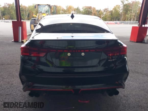 ✅ 2023 Kia Forte GT • VIN: 3KPF44AC4PE532528 • Lot: 40446622. Listed on IAAI with 30,818 mi. Free auction sales archive from the USA and detailed vehicle history report at DreamBid. Image 17.