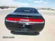 2014 Dodge Challenger SXT 100th Anniversary z VIN 2C3CDYAG4EH242714, wystawiony jako IAAI lot #42398310 z przebiegiem 168 369 mil mil oraz . Historia ofert i sprzedaży dostępna na DreamBid. Obrazek 16.