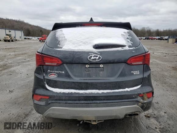 ✅ 2017 Hyundai Santa Fe 2.4L • VIN: 5NMZUDLB2HH023842 • Лот: 82839803. Опубликован ранее на Copart с пробегом 39 883 миль. Бесплатный доступ к архиву аукционных продаж из США и подробный отчёт об истории автомобиля на DreamBid. Изображение 6.