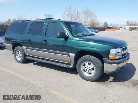 ✅ 2001 Chevrolet Suburban LS • VIN: 3GNFK16T11G152143 • Лот: 41958234. Опубликован ранее на IAAI с пробегом 151 514 миль. Бесплатный доступ к архиву аукционных продаж из США и подробный отчёт об истории автомобиля на DreamBid. Изображение 1.
