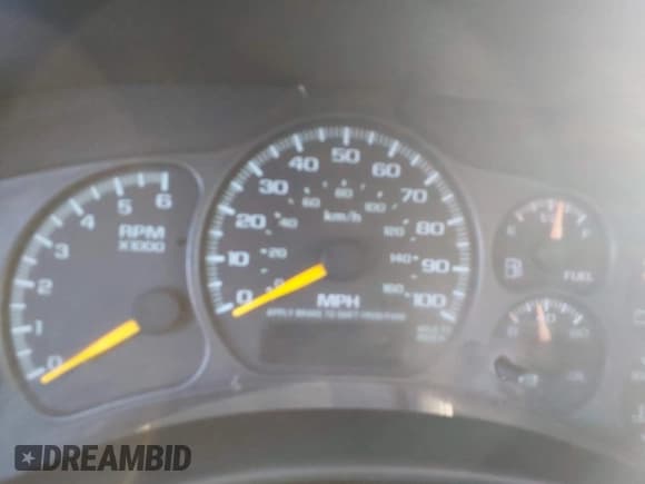 ✅ 1999 GMC Sierra 1500 SLE • VIN: 2GTEC19T4X1530664 • Lot: 42413079. Wystawiony na IAAI z przebiegiem Nie podano. Bezpłatny archiwum sprzedaży aukcyjnych z USA i szczegółowy raport historii pojazdu na DreamBid. Zdjęcie 15.