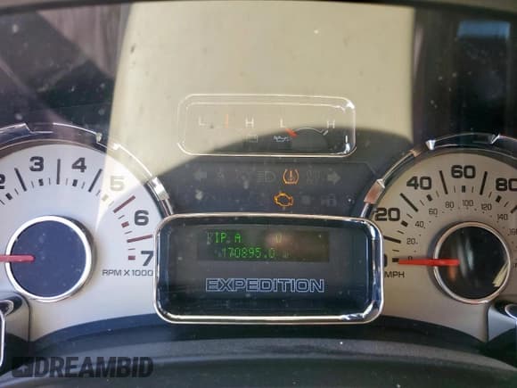 ✅ 2007 Ford Expedition Max Eddie Bauer • VIN: 1FMFK17537LA14524 • Lot: 65950755. Listed on Copart with 170,895 mi. Free auction sales archive from the USA and detailed vehicle history report at DreamBid. Image 9.