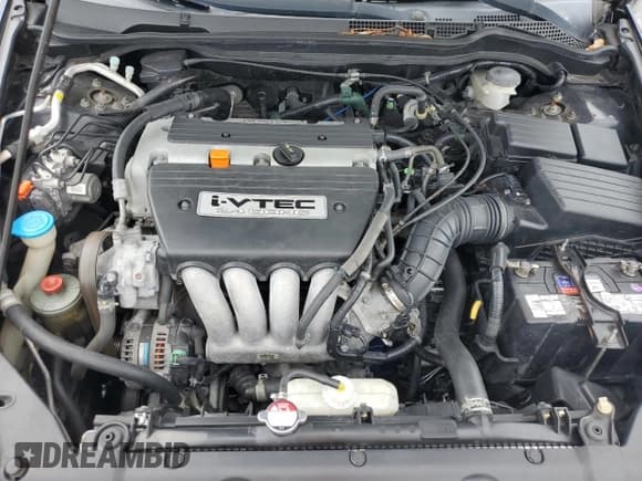 ✅ 2005 Honda Accord EX-L • VIN: 1HGCM72645A009105 • Lot: 70323045. Wystawiony na Copart z przebiegiem 145 757 mil. Bezpłatny archiwum sprzedaży aukcyjnych z USA i szczegółowy raport historii pojazdu na DreamBid. Zdjęcie 11.