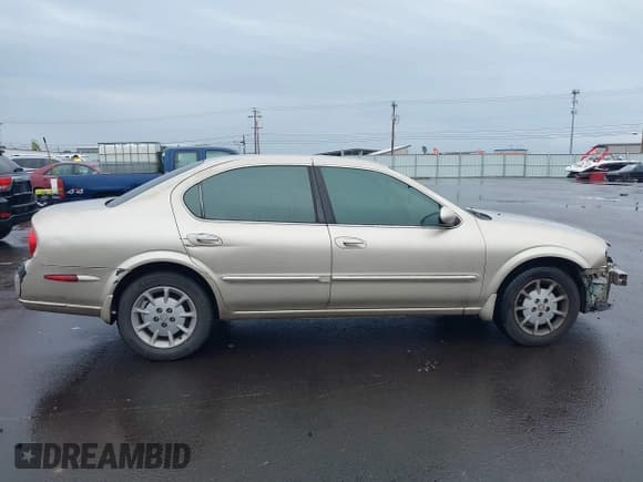 ✅ 2001 Nissan Maxima GXE • VIN: JN1CA31DX1T632438 • Лот: 43320994. Опубликован ранее на IAAI с пробегом 150 813 миль. Бесплатный доступ к архиву аукционных продаж из США и подробный отчёт об истории автомобиля на DreamBid. Изображение 14.