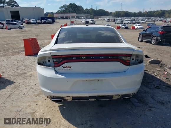 ✅ 2015 Dodge Charger SE • VIN: 2C3CDXBG5FH825898 • Лот: 43459508. Опубликован ранее на IAAI с пробегом 137 783 миль. Бесплатный доступ к архиву аукционных продаж из США и подробный отчёт об истории автомобиля на DreamBid. Изображение 17.