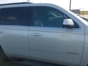 ✅ 2015 Chevrolet Tahoe LT • VIN: 1GNSKBKC7FR237215 • Lot: 43293773. Wystawiony na IAAI z przebiegiem 178 981 mil. Bezpłatny archiwum sprzedaży aukcyjnych z USA i szczegółowy raport historii pojazdu na DreamBid. Zdjęcie 13.