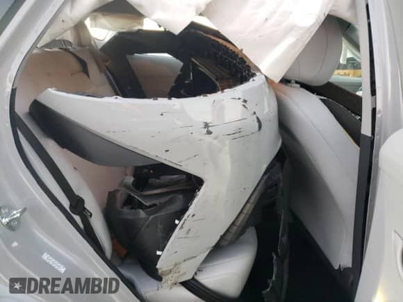 2024 Hyundai Kona SE with VIN KM8HA3AB2RU160352, listed as a Copart auction lot 82913854 with 3,147 mi miles and Salvage title. Bid and sale history available at DreamBid. Image 10.