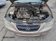 ✅ 2006 Hyundai Sonata GLS • VIN: 5NPEU46FX6H138332 • Лот: 90682625. Опубликован ранее на Copart с пробегом 134 650 миль. Бесплатный доступ к архиву аукционных продаж из США и подробный отчёт об истории автомобиля на DreamBid. Изображение 11.