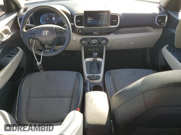 ✅ 2023 Hyundai Venue Limited • VIN: KMHRC8A33PU232208 • Lot: 82447145. Listed on Copart with 37,931 mi. Free auction sales archive from the USA and detailed vehicle history report at DreamBid. Image 8.