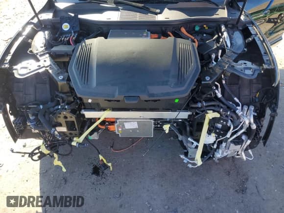 ✅ 2024 Audi Q8 e-tron Sportback S line Premium Plus • VIN: WA1CAAGE6RB031248 • Лот: 82036714. Опубликован ранее на Copart с пробегом 7 671 миль. Бесплатный доступ к архиву аукционных продаж из США и подробный отчёт об истории автомобиля на DreamBid. Изображение 12.