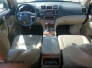 ✅ 2013 Toyota Highlander Limited • VIN: 5TDYK3EHXDS126477 • Лот: 69821945. Опубликован ранее на Copart с пробегом 73 778 миль. Бесплатный доступ к архиву аукционных продаж из США и подробный отчёт об истории автомобиля на DreamBid. Изображение 8.