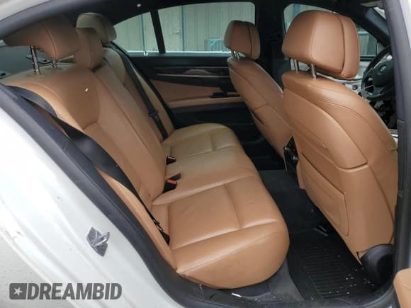 ✅ 2013 BMW 7 Series 750i xDrive • VIN: WBAYB6C56DD223727 • Lot: 45298235. Listed on Copart with 113,635 mi. Free auction sales archive from the USA and detailed vehicle history report at DreamBid. Image 10.