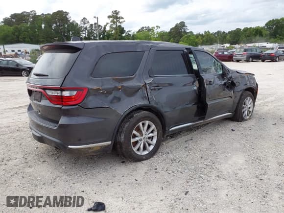 ✅ 2023 Dodge Durango Pursuit • VIN: 1C4SDJFT6PC626696 • Lot: 39179766. Wystawiony na IAAI z przebiegiem 4 704 mil. Bezpłatny archiwum sprzedaży aukcyjnych z USA i szczegółowy raport historii pojazdu na DreamBid. Zdjęcie 4.