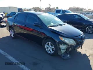 ✅ 2012 Toyota Corolla L • VIN: 5YFBU4EE2CP018339 • Lot: 43354659. Wystawiony na IAAI z przebiegiem 208 472 mil. Bezpłatny archiwum sprzedaży aukcyjnych z USA i szczegółowy raport historii pojazdu na DreamBid. Zdjęcie 1.