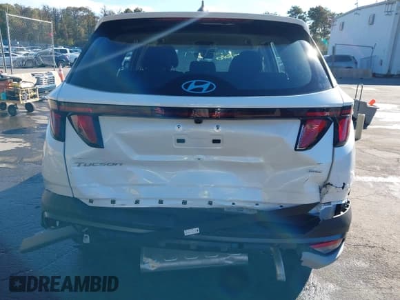 ✅ 2025 Hyundai Tucson • VIN: 3KMJACDE6SE021063 • Lot: 43507010. Wystawiony na IAAI z przebiegiem 791 mil. Bezpłatny archiwum sprzedaży aukcyjnych z USA i szczegółowy raport historii pojazdu na DreamBid. Zdjęcie 6.